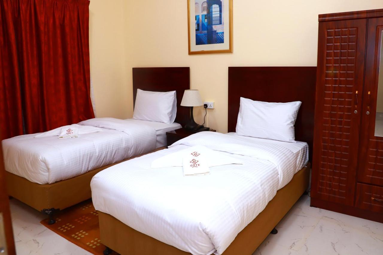 Onyx Hotel Apartments - Maha Hospitality Group Ajman Esterno foto