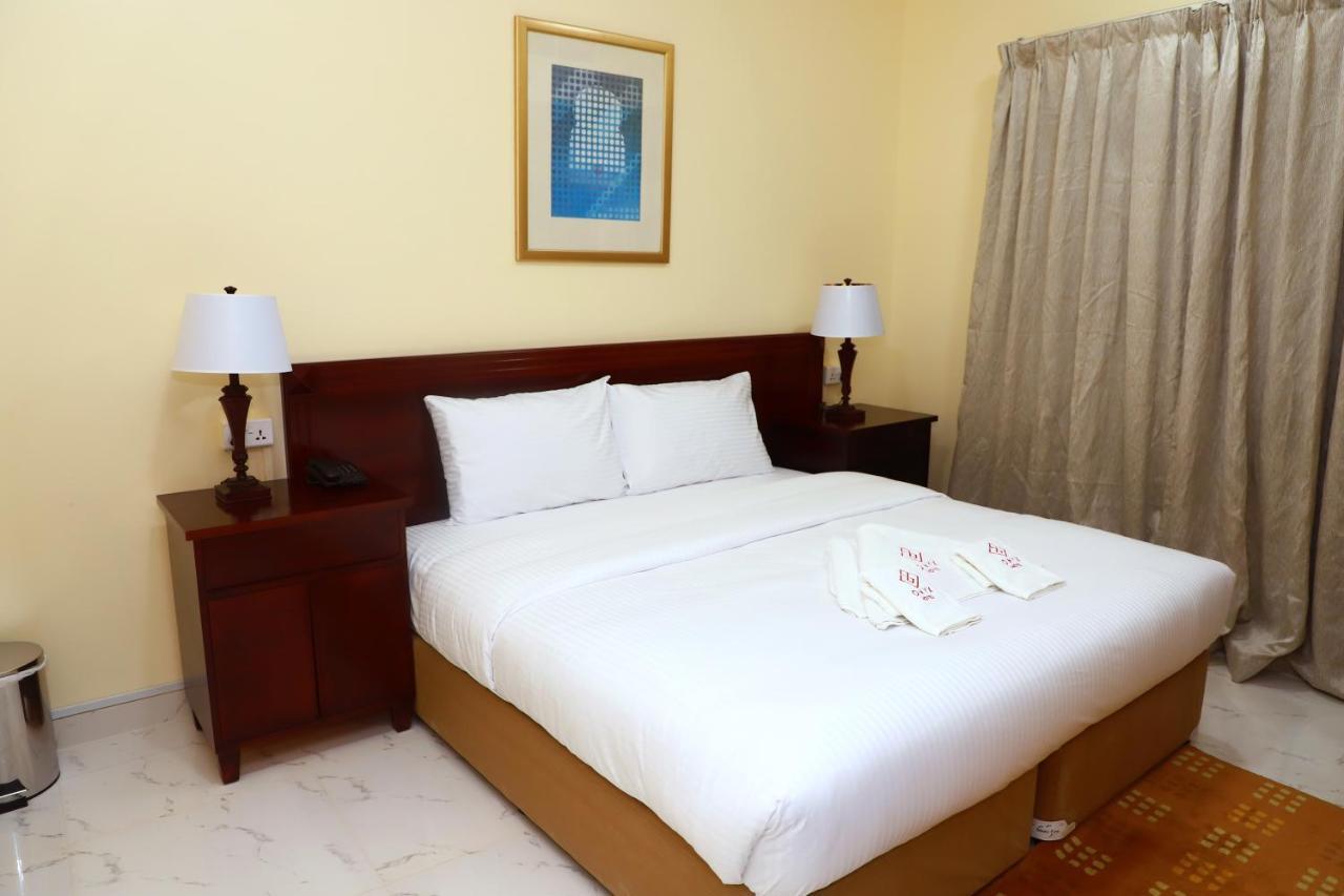 Onyx Hotel Apartments - Maha Hospitality Group Ajman Esterno foto