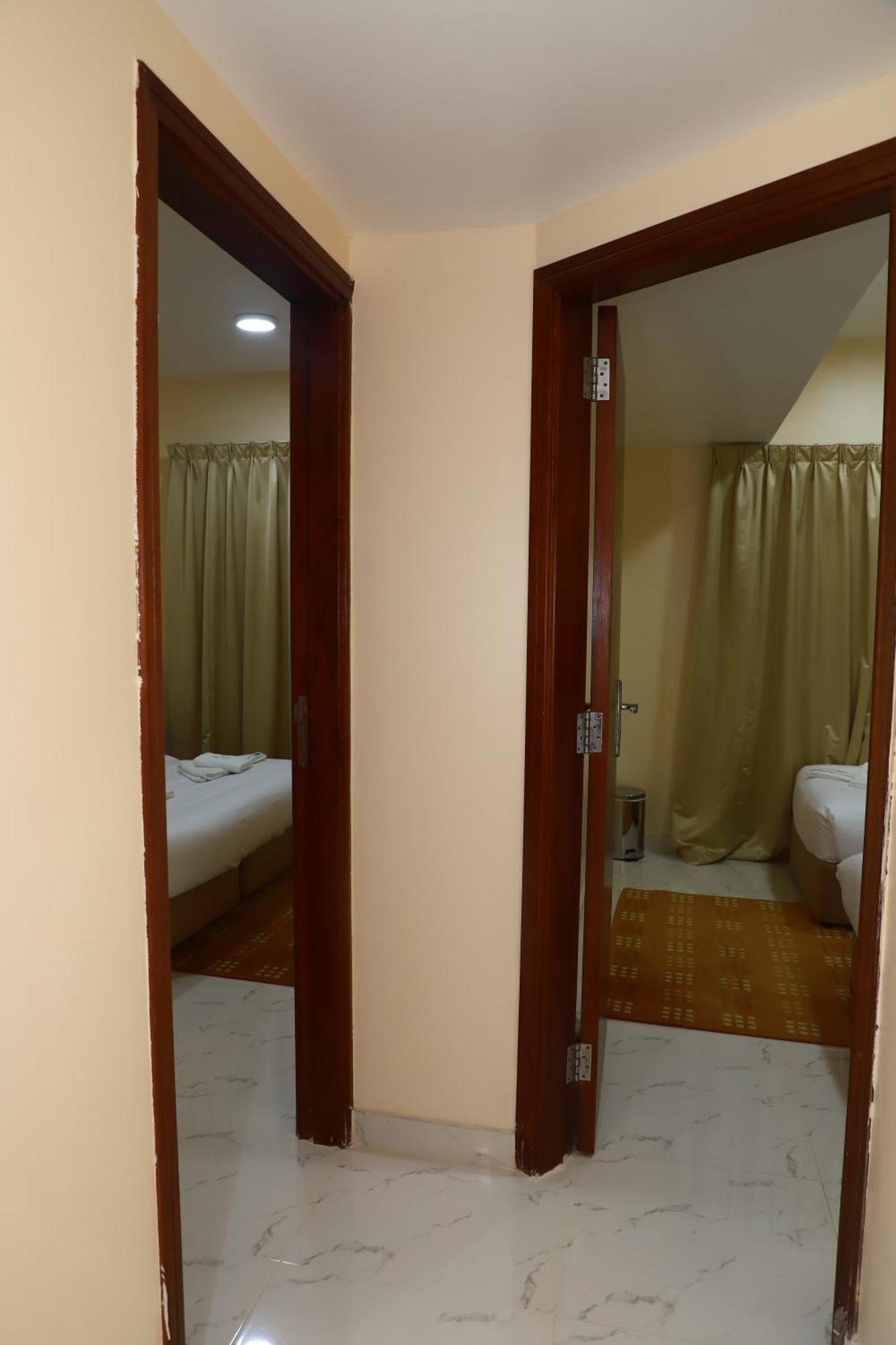 Onyx Hotel Apartments - Maha Hospitality Group Ajman Esterno foto